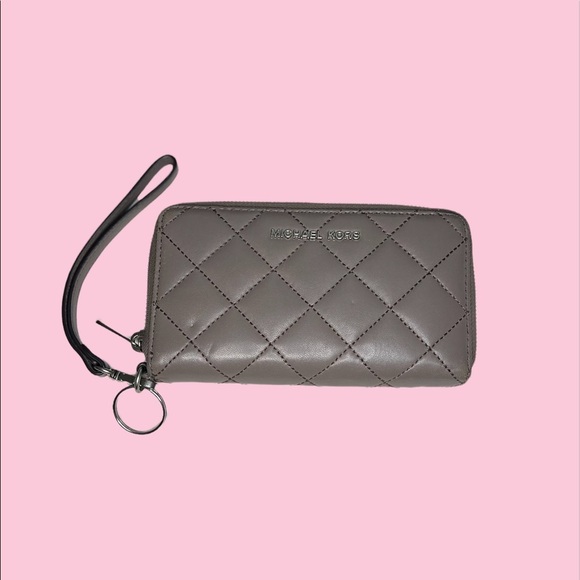Michael Kors Handbags - Michael Kors Multifunction Wristlet Wallet Phone Case, Grey Leather